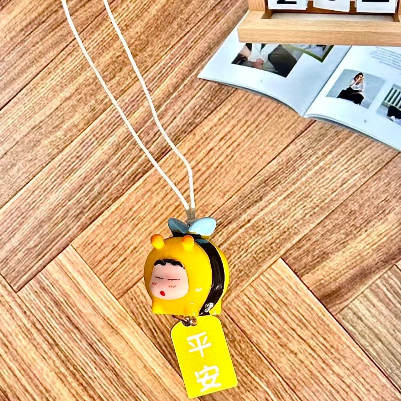 Figurine de cosplay d'abeille  - Car Accessories Hanging avis et prix